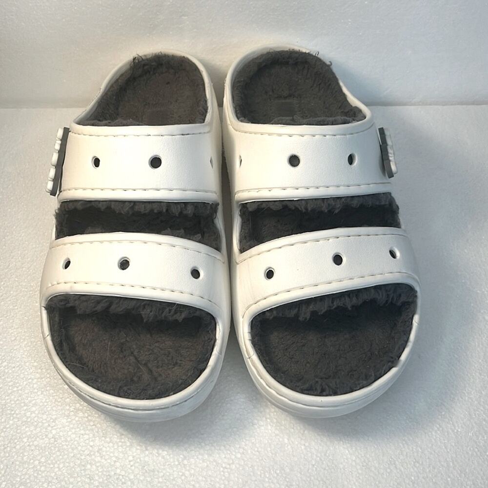 CROCS Classic Cozzy Sandals Size M5/W7 WHITE /GRAY